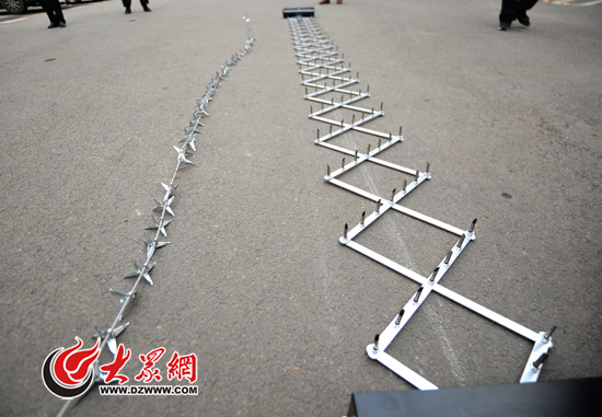 濟南交警配備新型破胎器 可遙控啟動覆蓋3個車道_采訪中心_大眾網